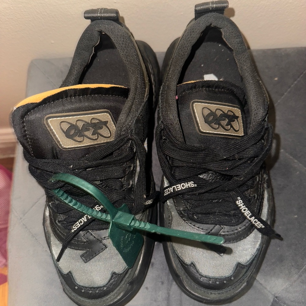 Off White Odsy - image 1